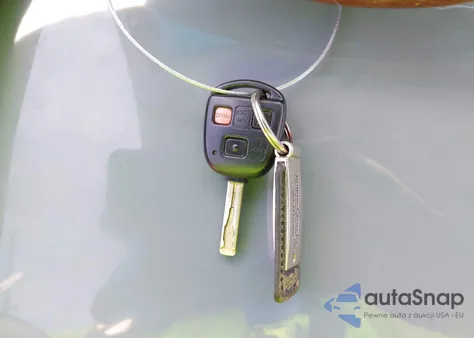 2002 Lexus Rx 300 z USA, uszkodzony, nr VIN JTJGF10U020144928